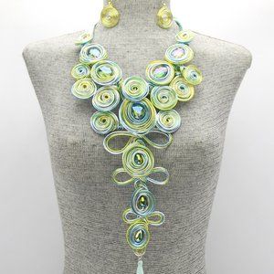 C9SNEY10845 Statement Wire Bib Tassel Necklace Set